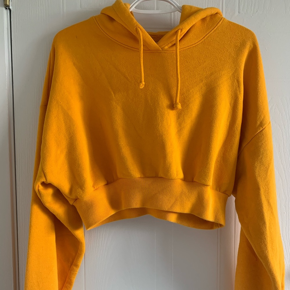 TNA cropped hoodie!